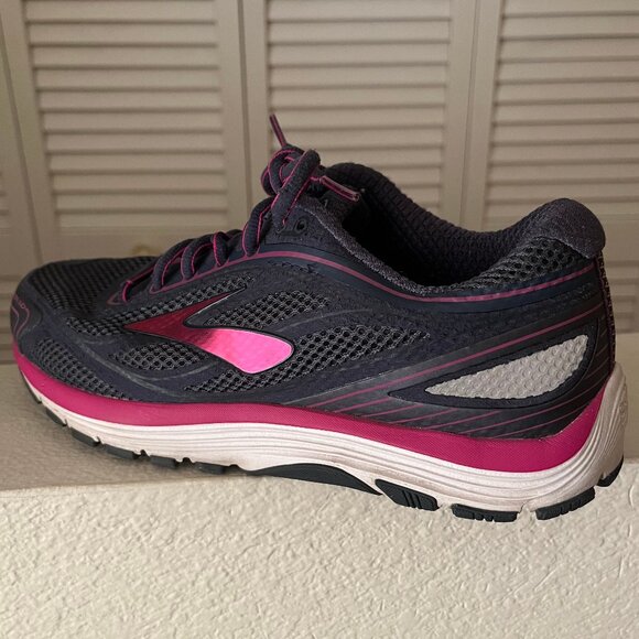 Brooks Dyad 9 wide - Picture 1 of 11